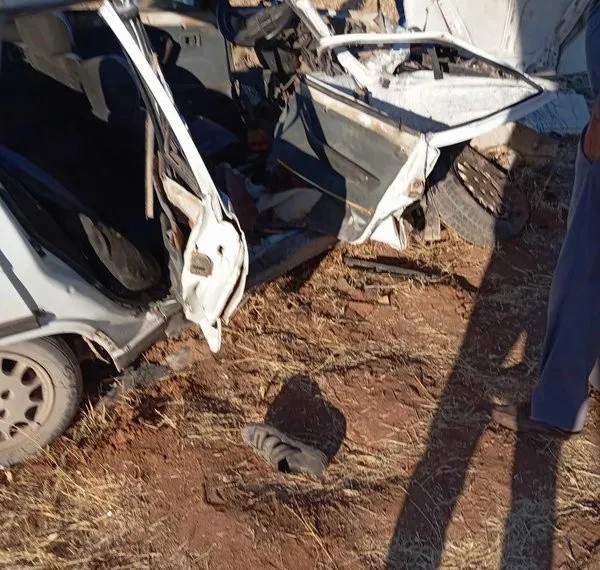 Şanlıurfa’da kamyonet otomobille çarpıştı: Çok sayıda yaralı var